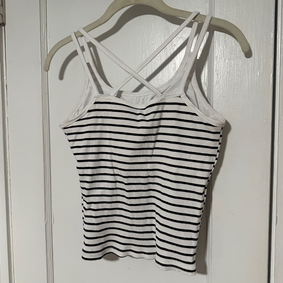Black-and-white striped tank with spaghetti straps and built-in bra, size M - Picture 2 of 4